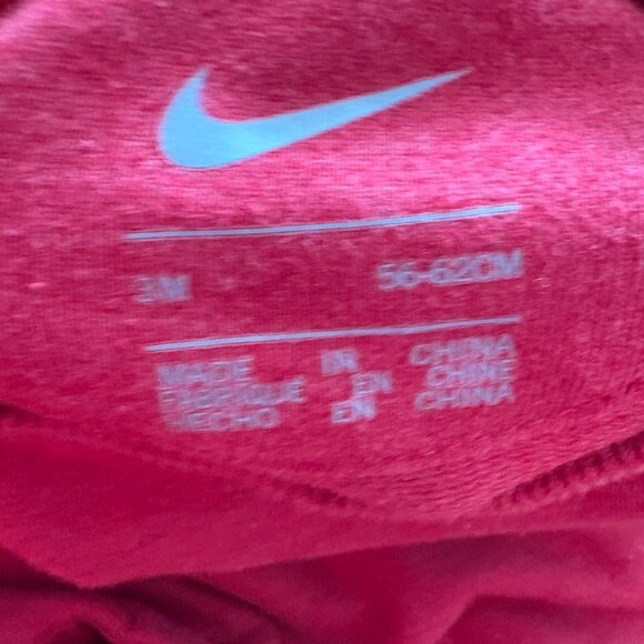 Nike one piece baby tracksuit 3 months red "Greatness Starts Here" - Picture 7 of 8
